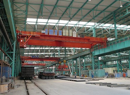 Electromagnetic Overhead Crane With Carrier-beam