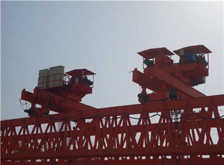 Beam Launching Gantry Crane